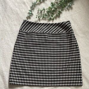 Ann Taylor Loft mini skirt 00P